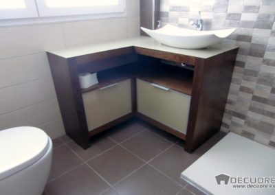 muebles de baño en esquina decuore